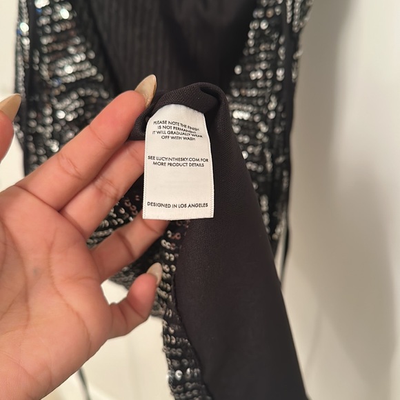 Silver Sequin Bodycon Dress in Black
LUCY IN THE SKY - Picture 5 of 5